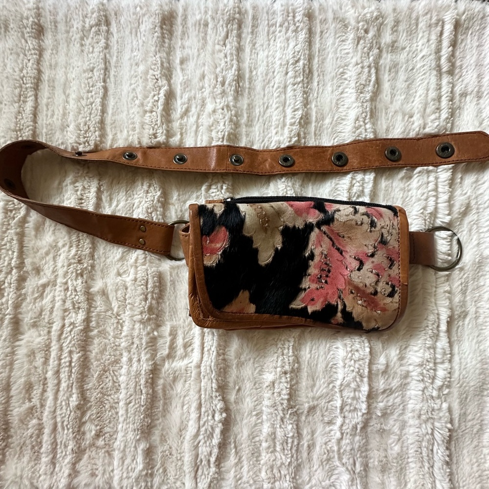 Gorgeous Leather Floral Patterned Belt Bag